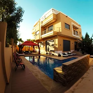  Couette-café Arabic House Pool &